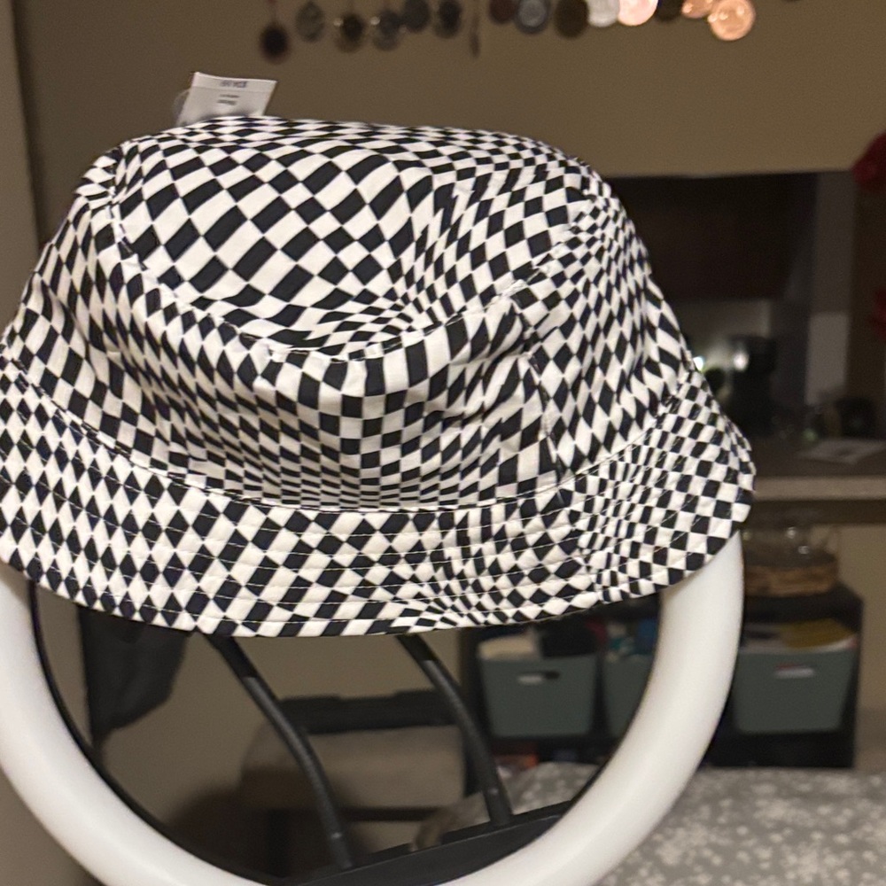 NWT Disney Buckle Hat - Picture 3 of 5